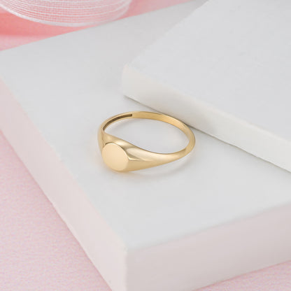Circle 6mm Signet Engraved Flat Top Disc Band
