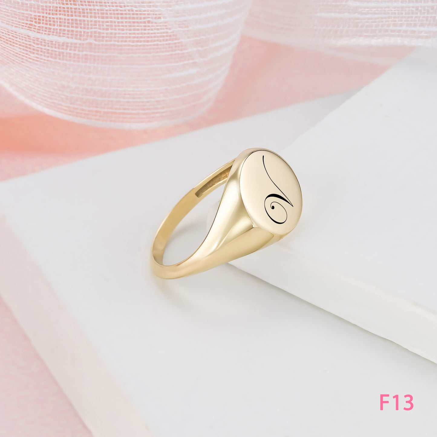 Circle 11mm Signet Engraved Flat Top Disc Band