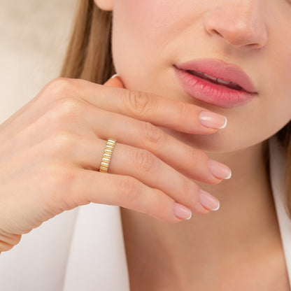 Chunky Fluted Cigar Solid Gold Band